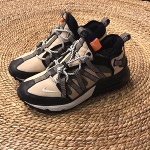 Nike Air Max 270 Bowfin